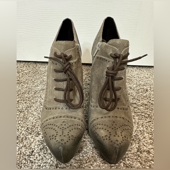 Fergie Tan Leather Booties Sz 10M - Picture 2 of 9